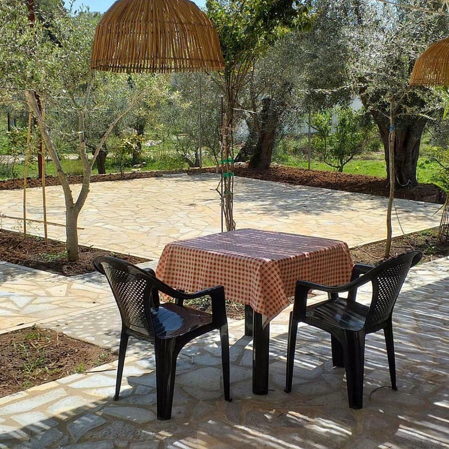 Guest House Solive Himare Bagian luar foto